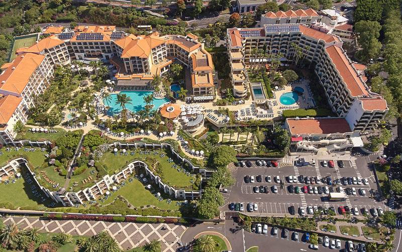 Suite Hotel Eden Mar in Madeira