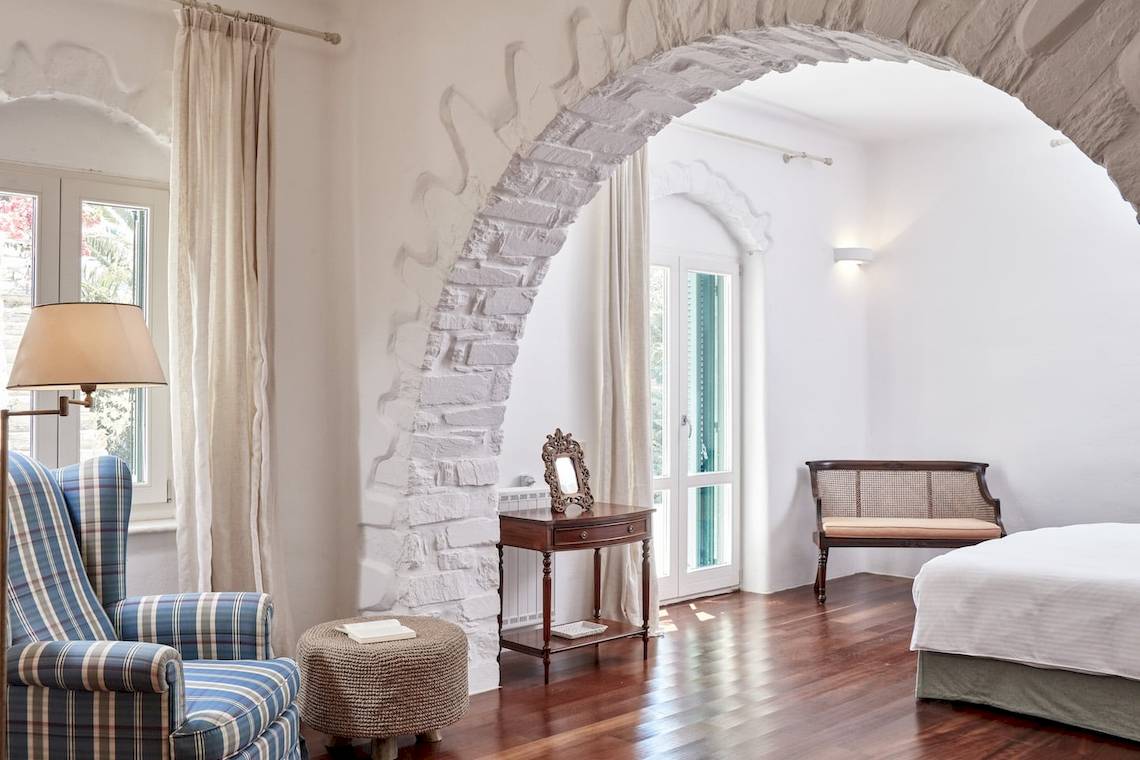 Yria Island Boutique Hotel & Spa in Santorin