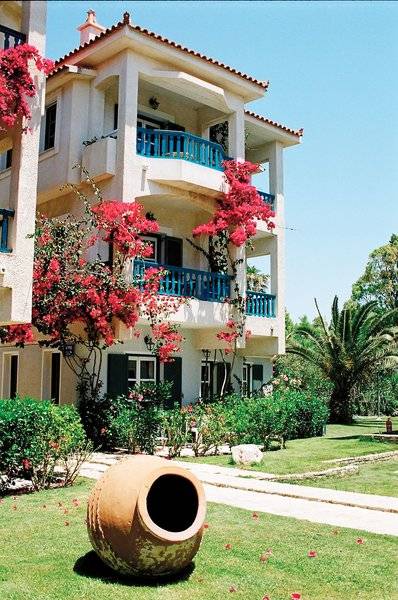 Hydrele Beach Hotel & Village in Samos