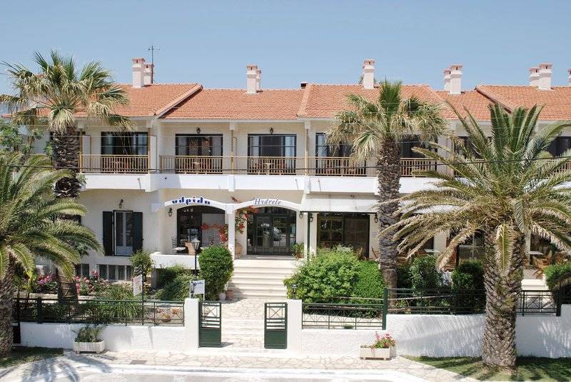 Hydrele Beach Hotel & Village in Samos