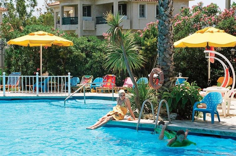 Hydrele Beach Hotel & Village in Samos