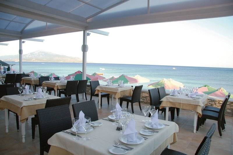 Hydrele Beach Hotel & Village in Samos