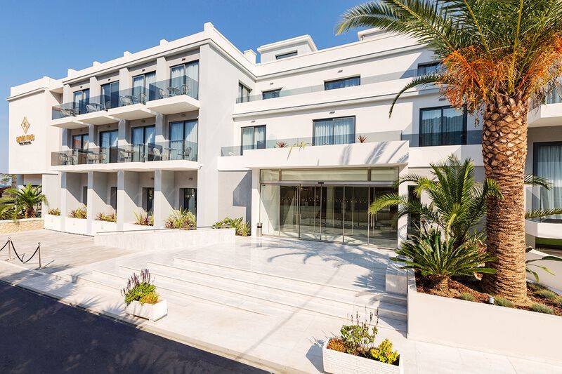 Samian Mare Hotel