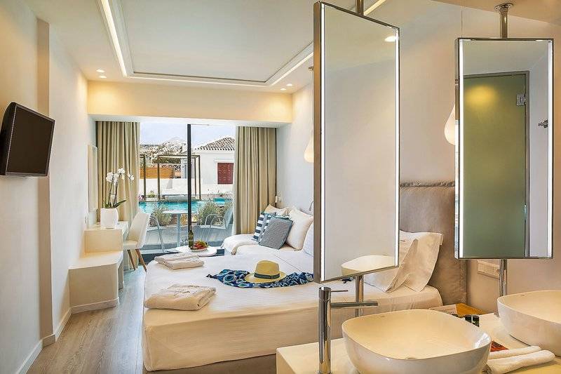 Samian Mare Hotel