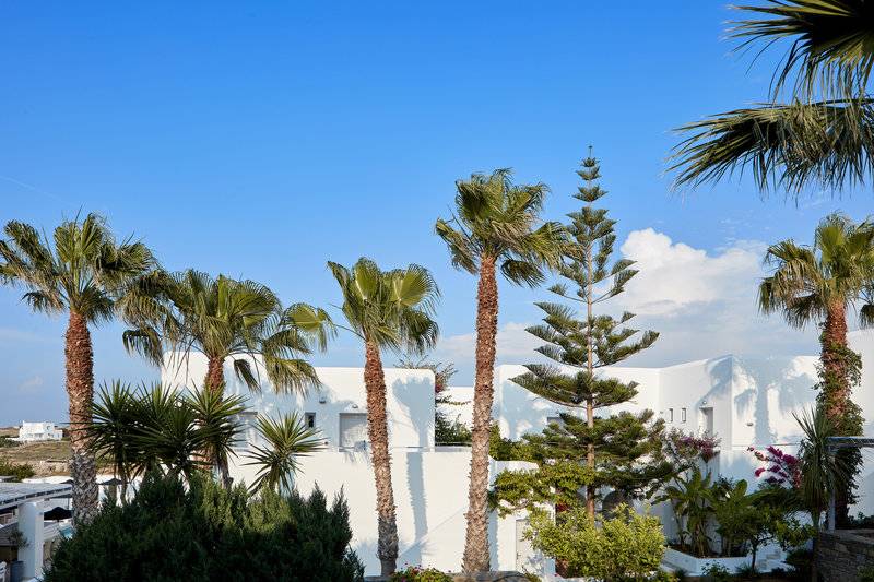 Mr and Mrs White Paros Hotel