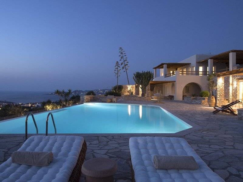 Mythic Hotel in Paros