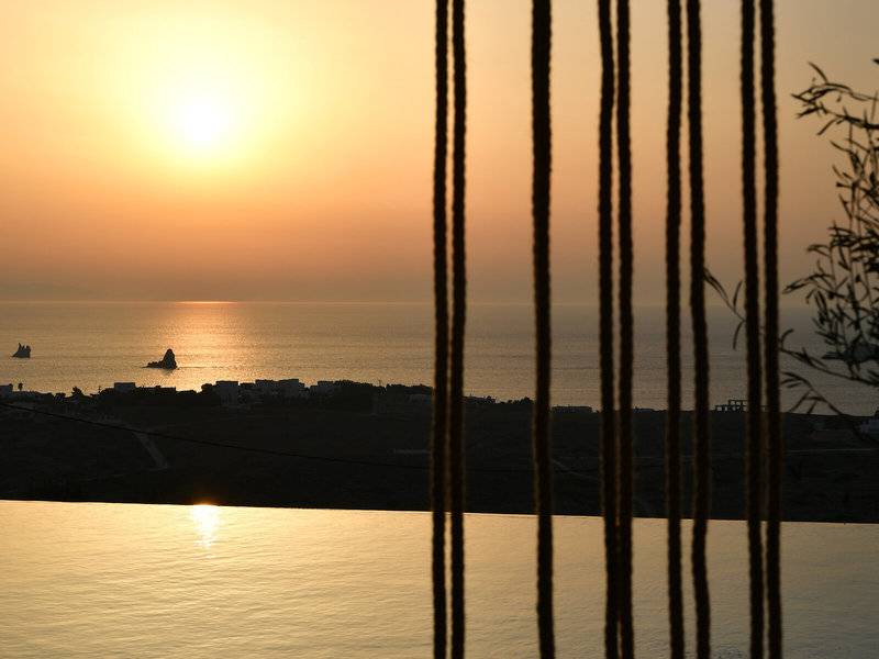 Mythic Hotel in Paros