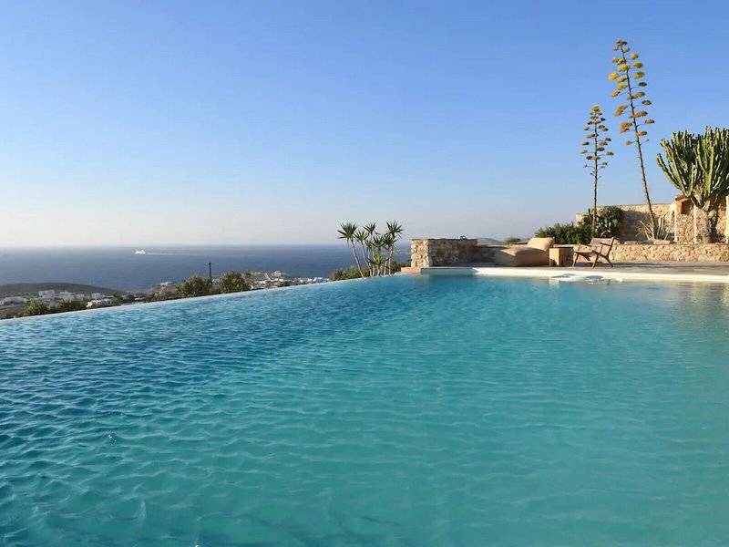 Mythic Hotel in Paros
