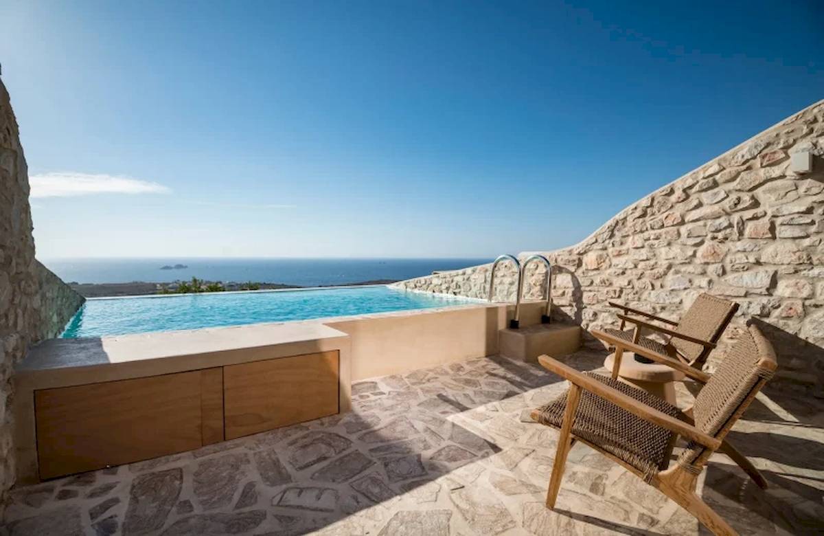 Mythic Hotel in Paros