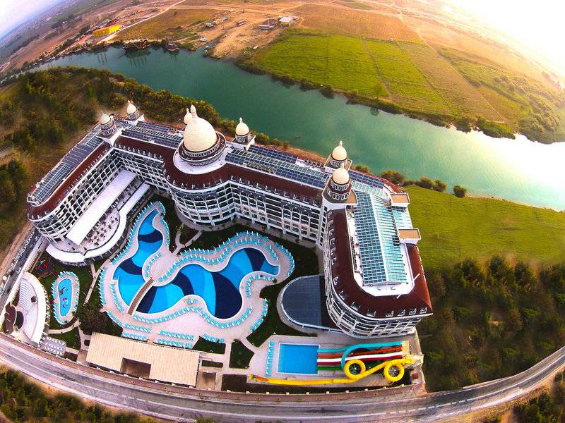 Diamond Premium Hotel & Spa - Side