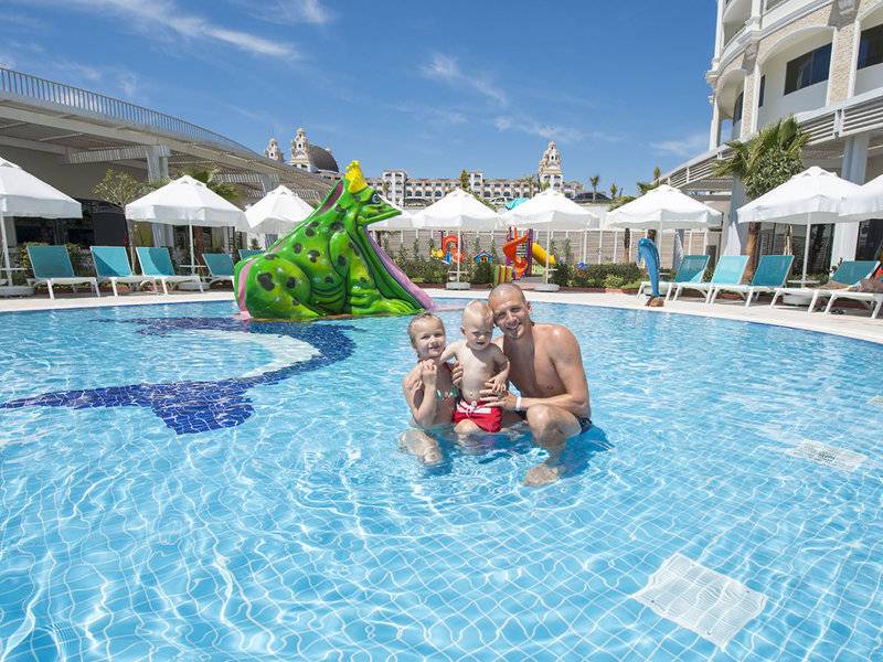 Diamond Premium Hotel & Spa - Side