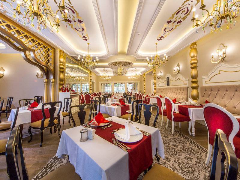 Diamond Premium Hotel & Spa - Side