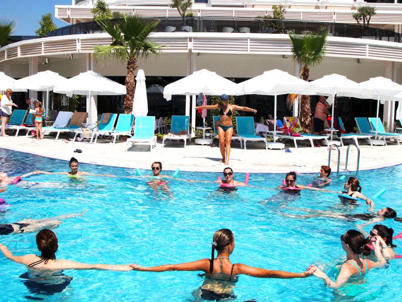 Diamond Premium Hotel & Spa - Side