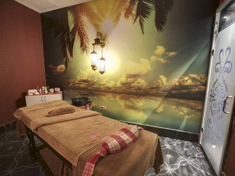 Azura Deluxe Resort & Spa - Alanya