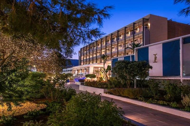I Resort Beach Hotel and Spa  inklusive Privattransfer