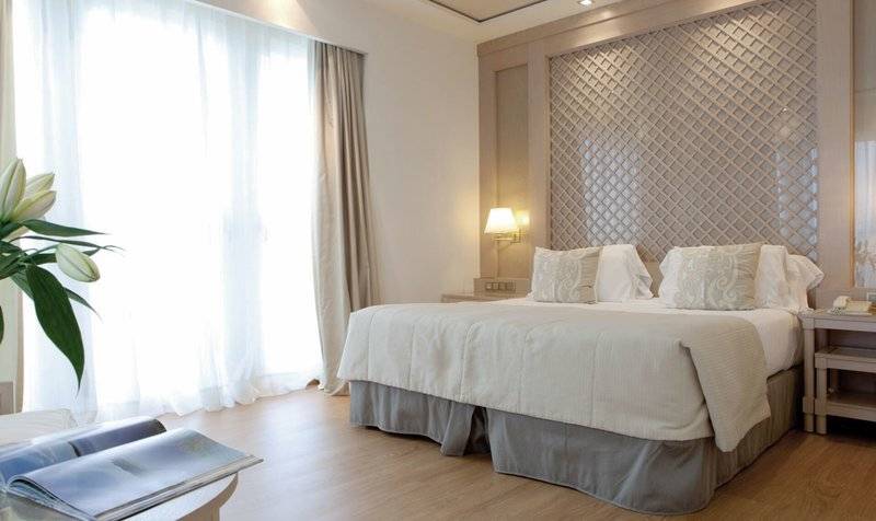 Las Arenas Balneario Resort in Valencia
