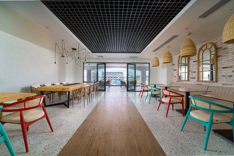 Arcanus Hotels Trendline Side
