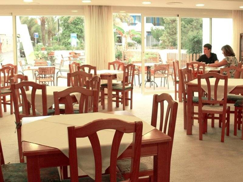 Roca Plana Hotel - Formentera