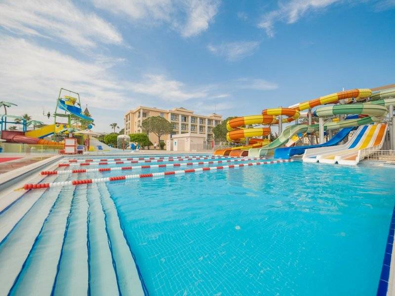 Venezia Palace Deluxe Resort Hotel