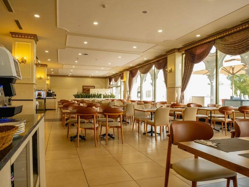 Venezia Palace Deluxe Resort Hotel