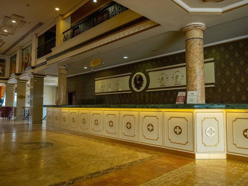 Venezia Palace Deluxe Resort Hotel