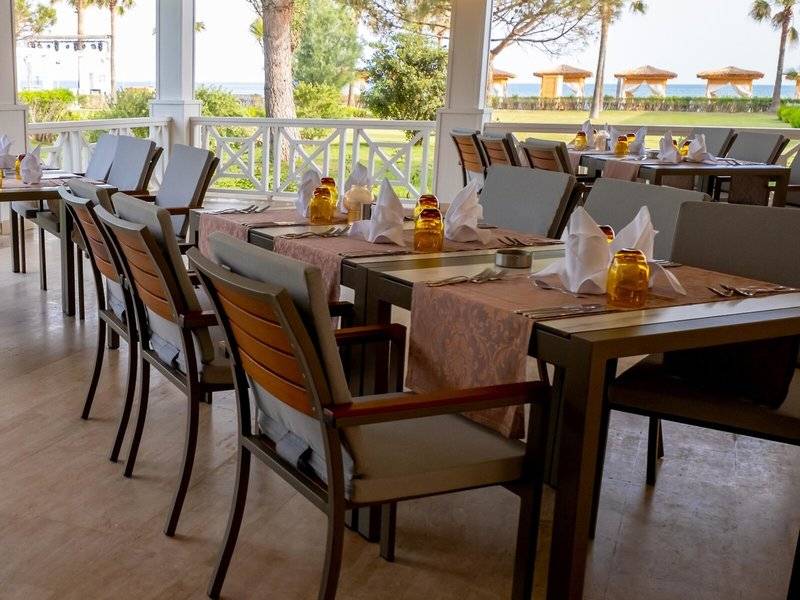 Venezia Palace Deluxe Resort Hotel