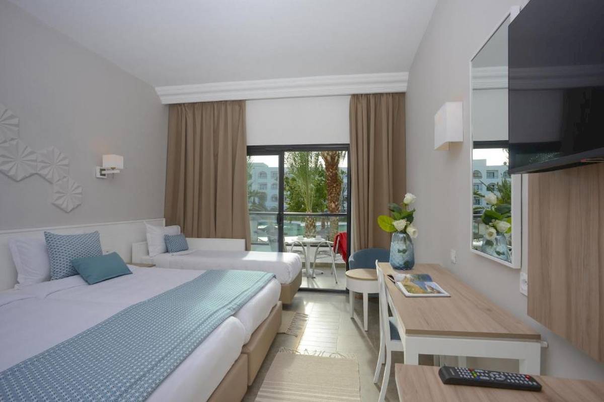 Nozha Beach & Spa Hotel