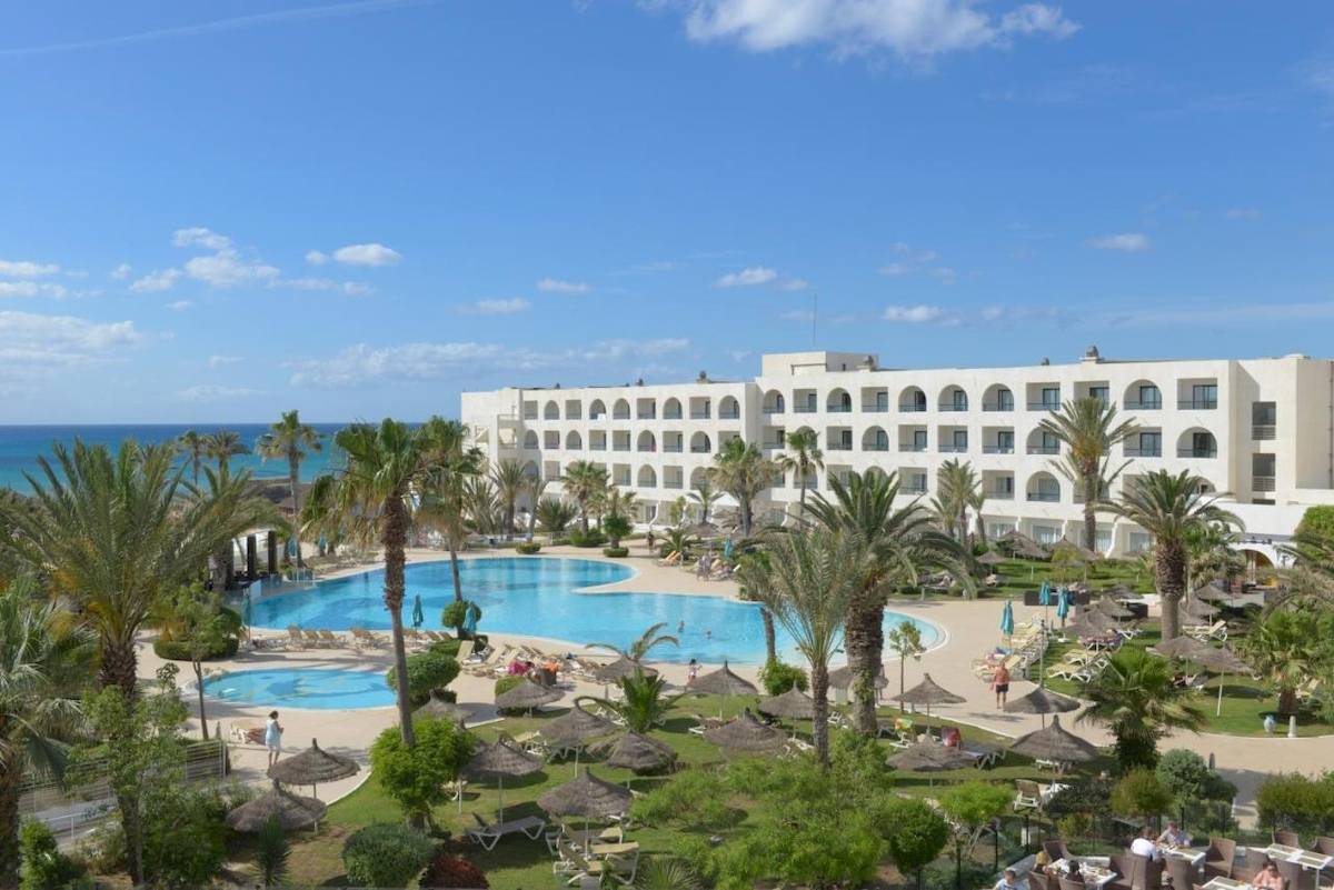 Nozha Beach & Spa Hotel