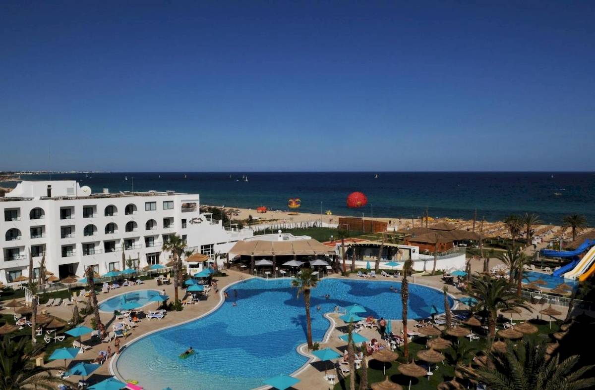 Nozha Beach & Spa Hotel