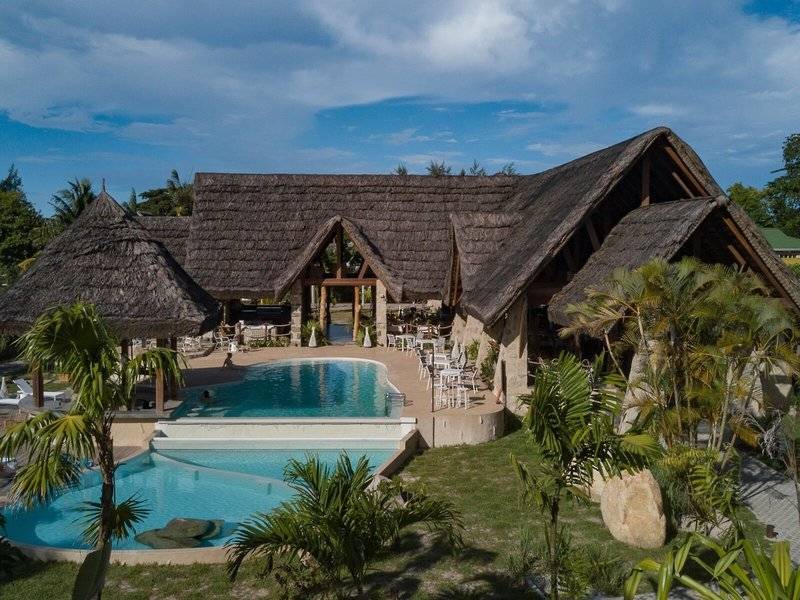 Les Lauriers Eco Hotel & Restaurant