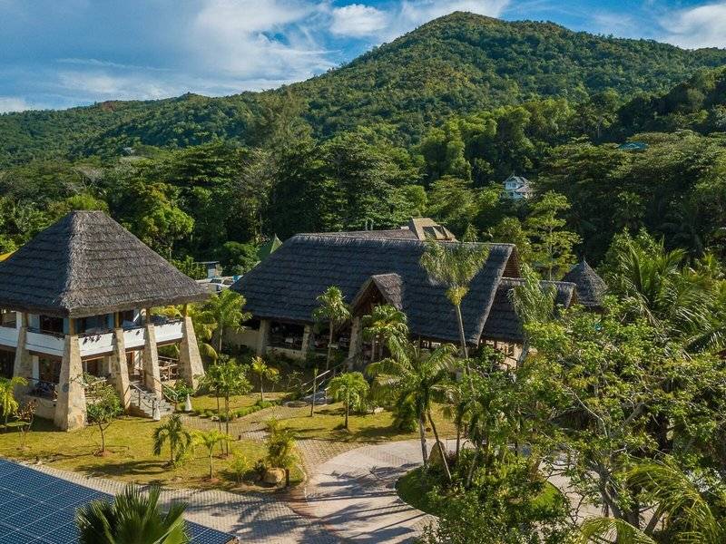 Les Lauriers Eco Hotel & Restaurant