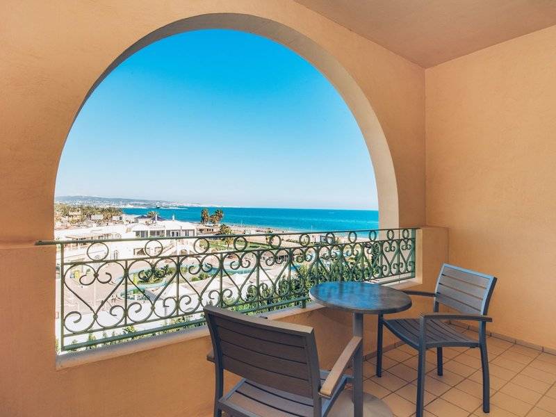Iberostar Waves Averroes