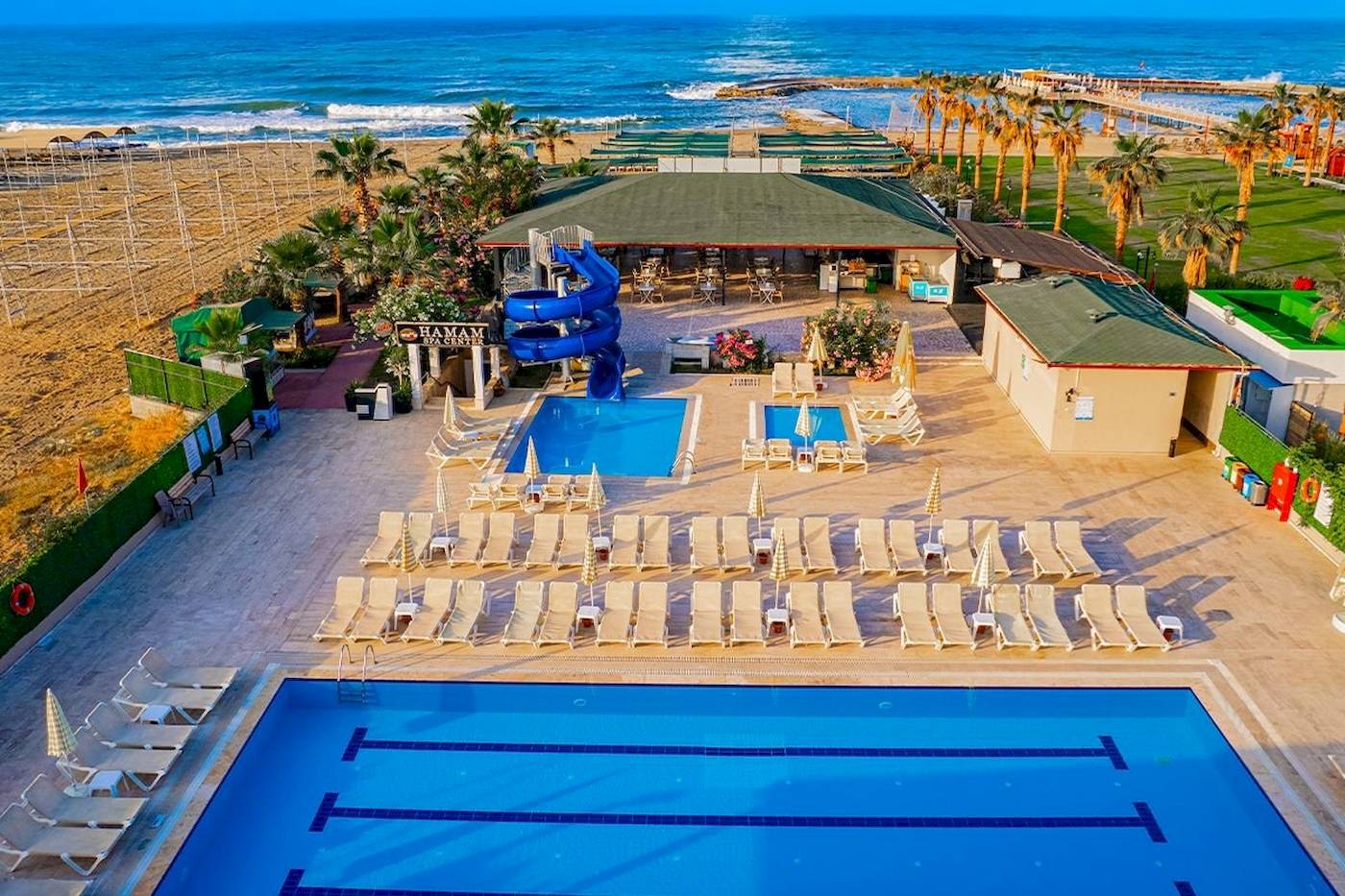 Club Wasa Holiday Village - Side