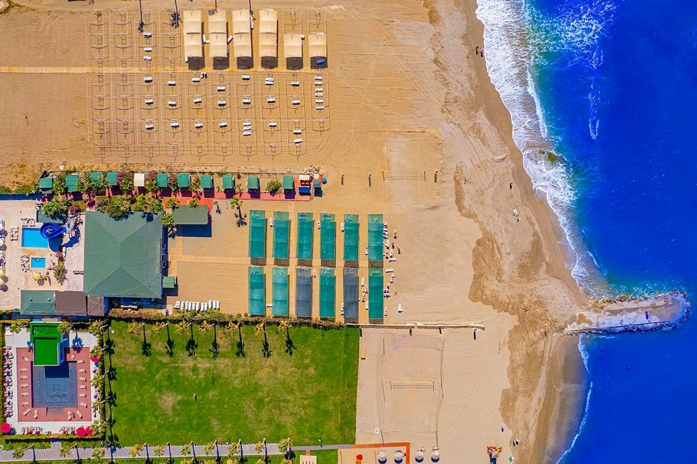 Club Wasa Holiday Village - Side