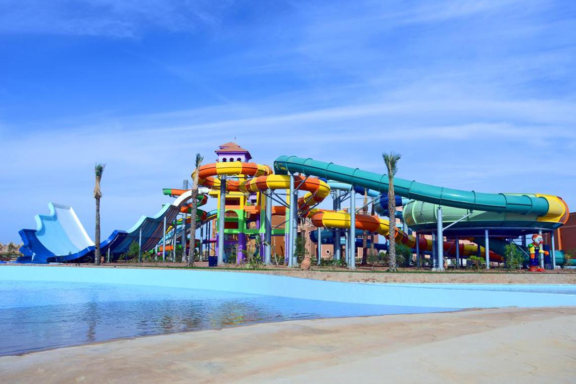 Wasserrutschen im Charmillion Club Aqua Park