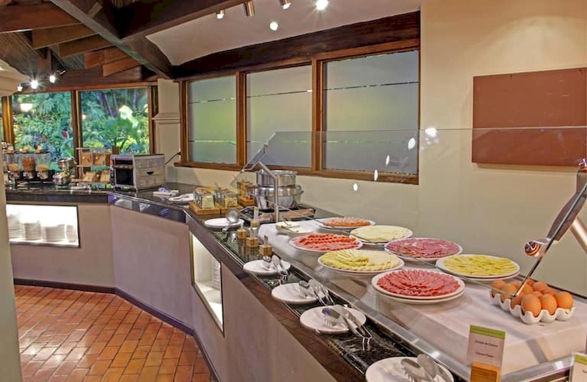Frühstücksbuffet im DoubleTree by Hilton Hotel Cariari San Jose