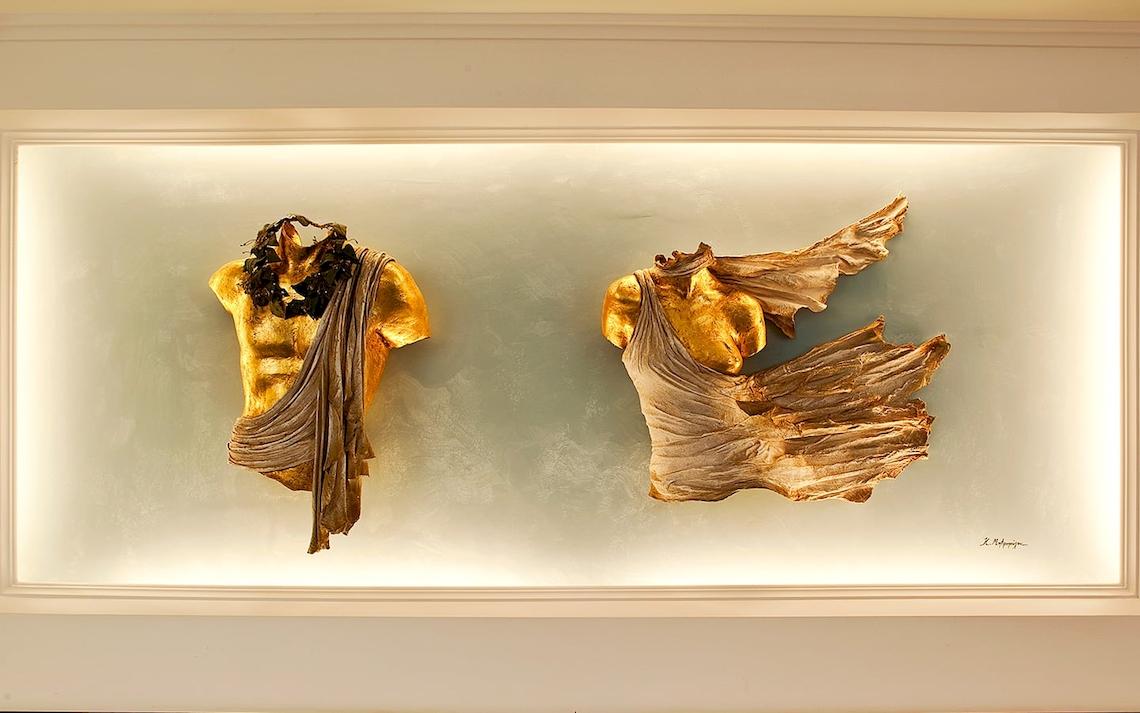 Goldene Skulpturen im Yria Island Boutique Hotel & Spa