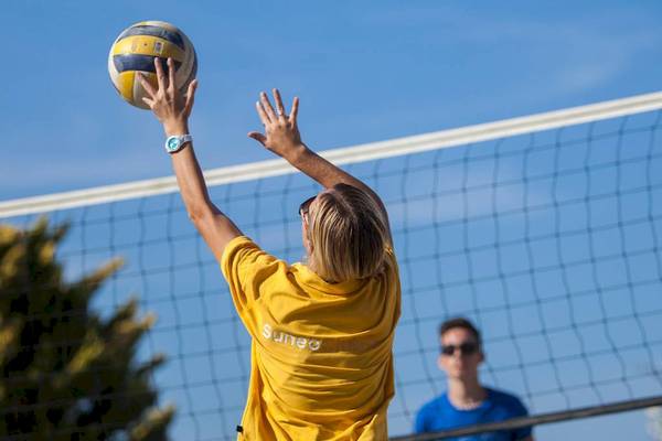 volley
