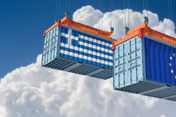Frachtcontainer aus Griechenland und Europa