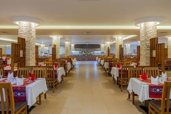 Brayka Bay Resort