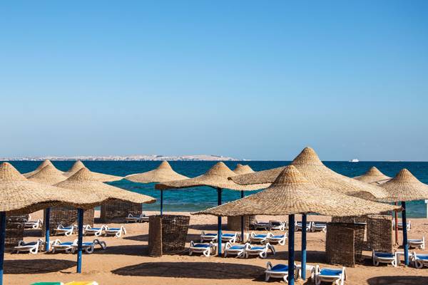 Hotelstrand eines Hotels in Hurghada