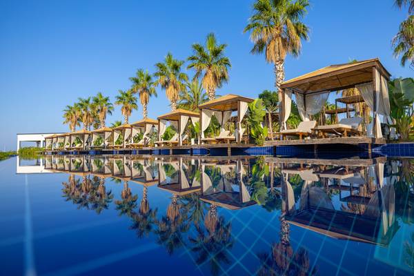 Pool in einem Hotel in der Türkei