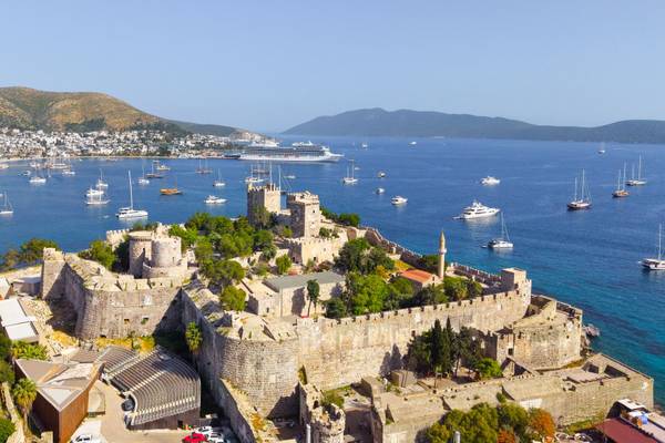 Blick über die Burg von Bodrum