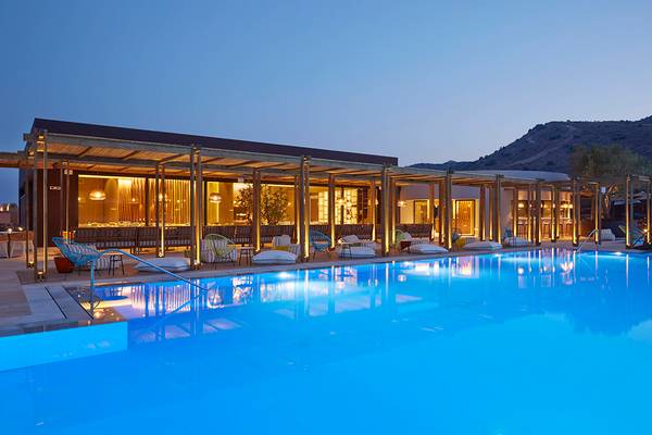 Domes of Elounda, Autograph Collection in Elounda, Aussenansicht, Pool
