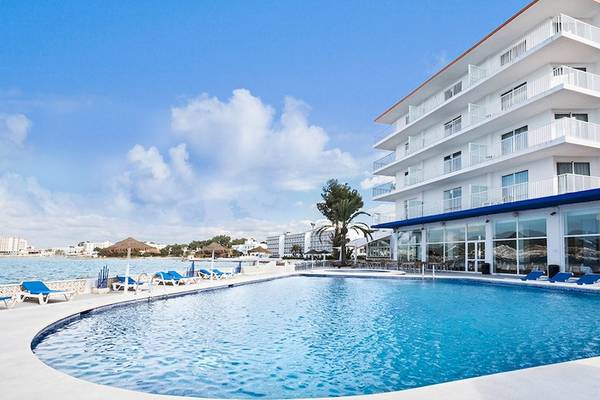 Azuline Hotel Mar Amantis I & II in Ibiza
