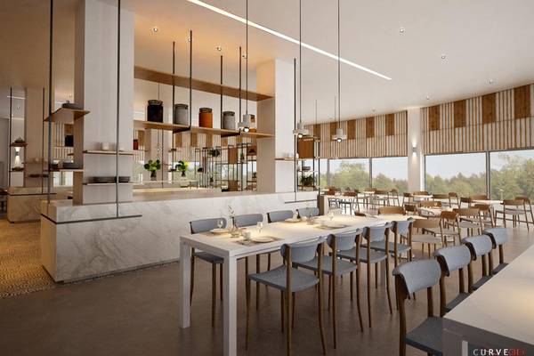 Innenansicht des Restaurants im NissiBlu Beach Resort mit großen Fenstern und moderner Einrichtung.