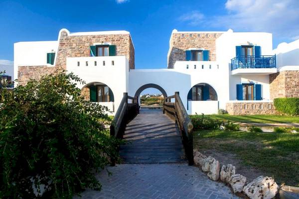 Plaza Beach in Naxos