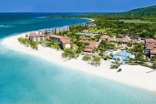 Sandals Whitehouse European Village & Spa in Jamaika