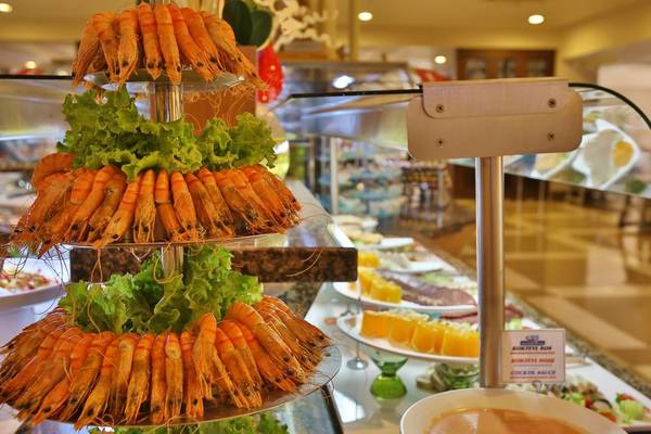 Shrimps-Buffet-Display im Sunis Kumköy Beach Resort & Spa