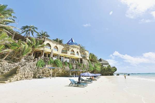 Bahari Beach Hotel in Kenia - Nordküste